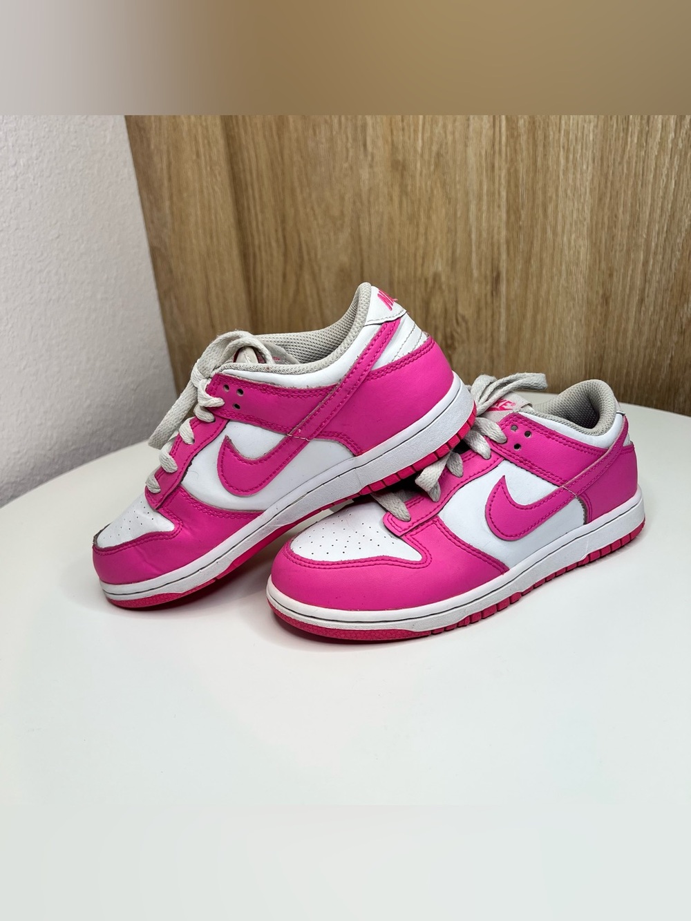 Nike Dunk Low Shoes Girls Size 2Y White Pink Leather Sneakers FB9108-102